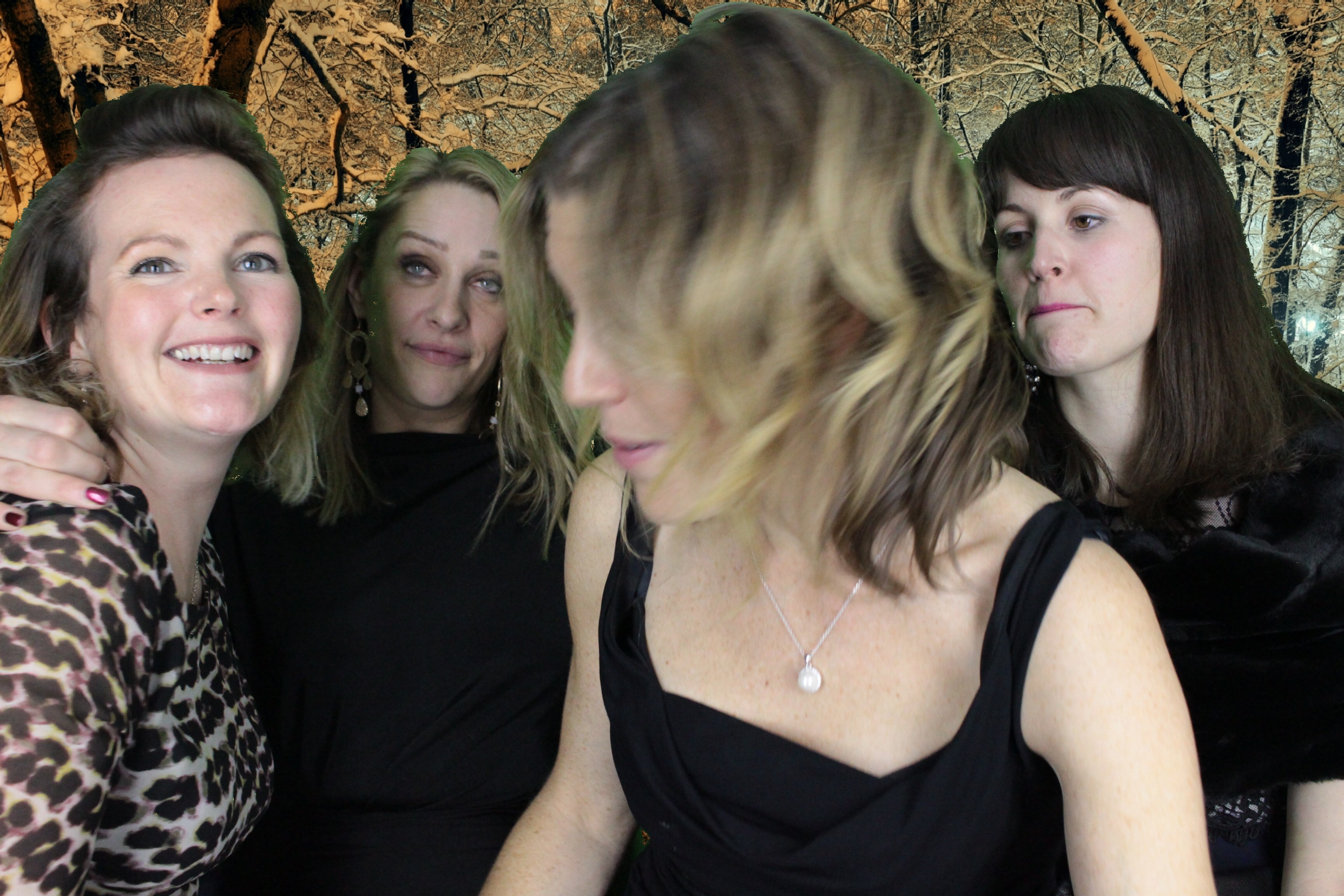 Upavon Officers' Mess Christmas Party | View more photos from the event at gallery.myphotoboothexperience.co.uk/u/MyPhotoBoothExperienceLtd/Upavon-Officers-Mess-Christmas-Party